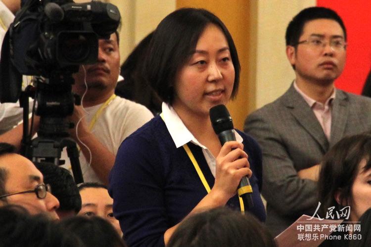 中國國際廣播電台記者現場提問。人民網 毛雷 攝