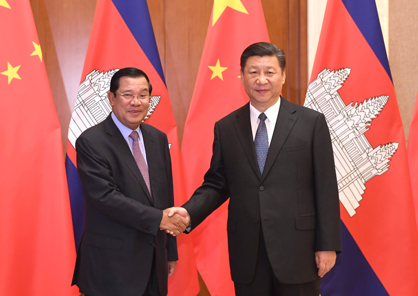 5月17日，國家主席習近平在北京釣魚台國賓館會見柬埔寨首相洪森。新華社記者 饒愛民 攝