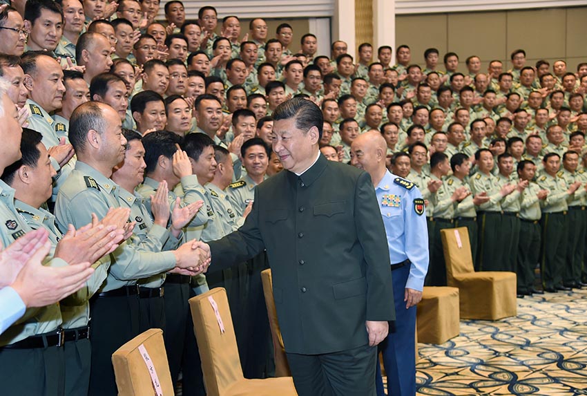 6月22日，正在山西省考察工作的中共中央總書記、國家主席、中央軍委主席習近平在太原接見駐晉部隊師以上領導干部和建制團單位主官。新華社記者 琚振華 攝