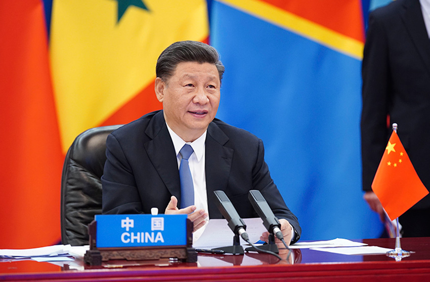 6月17日晚，國家主席習近平在北京主持中非團結抗疫特別峰會並發表題為《團結抗疫　共克時艱》的主旨講話。本次峰會由中國和非洲聯盟輪值主席國南非、中非合作論壇共同主席國塞內加爾共同發起，以視頻方式舉行。 新華社記者 鞠鵬 攝