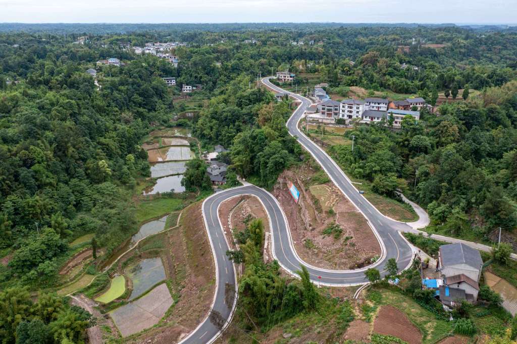 大足区高坪镇瓦莫路段