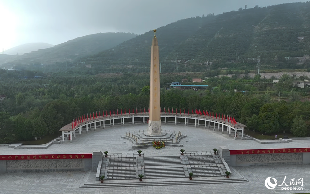 兰州市烈士陵园-革命烈士纪念塔