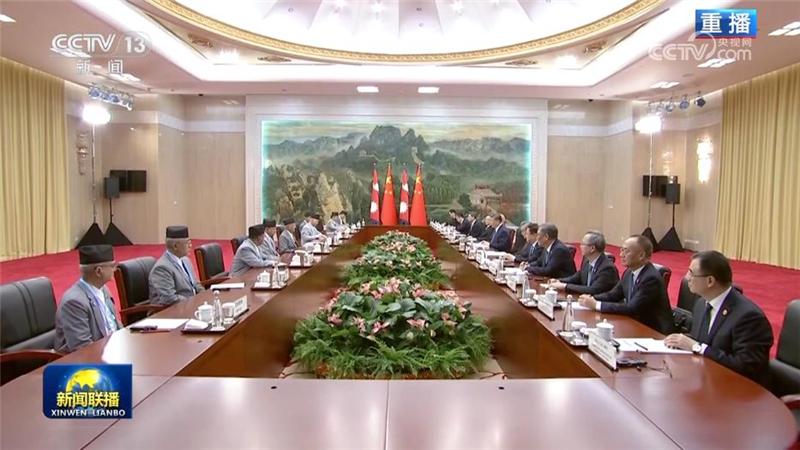 习近平会见尼泊尔总理