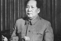 毛澤東發表《關於正確處理人民內部矛盾的問題》的報告,提出把正確處理人民內部矛盾作為黨和國家政治生活的主題。在我黨探索社會主義建設道路的初期,這是兩篇具有重要意義的著作。圖為:1957年2月27日,毛澤東在最高國務會議上作《關於正確處理人民內部矛盾的問題》的報告